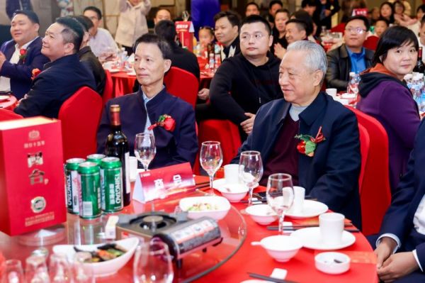 長沙集俊智能設備有限公司,長沙變頻器銷售,傳感器,工業(yè)自動控制系統(tǒng),開關電源購買